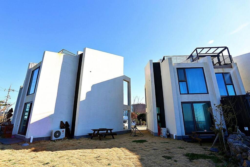 Coveted Palms Village Pension Jeju Luaran gambar