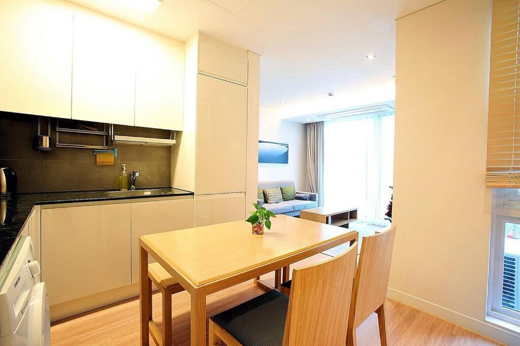 Coveted Palms Village Pension Jeju Luaran gambar