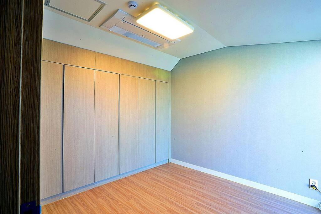 Coveted Palms Village Pension Jeju Luaran gambar