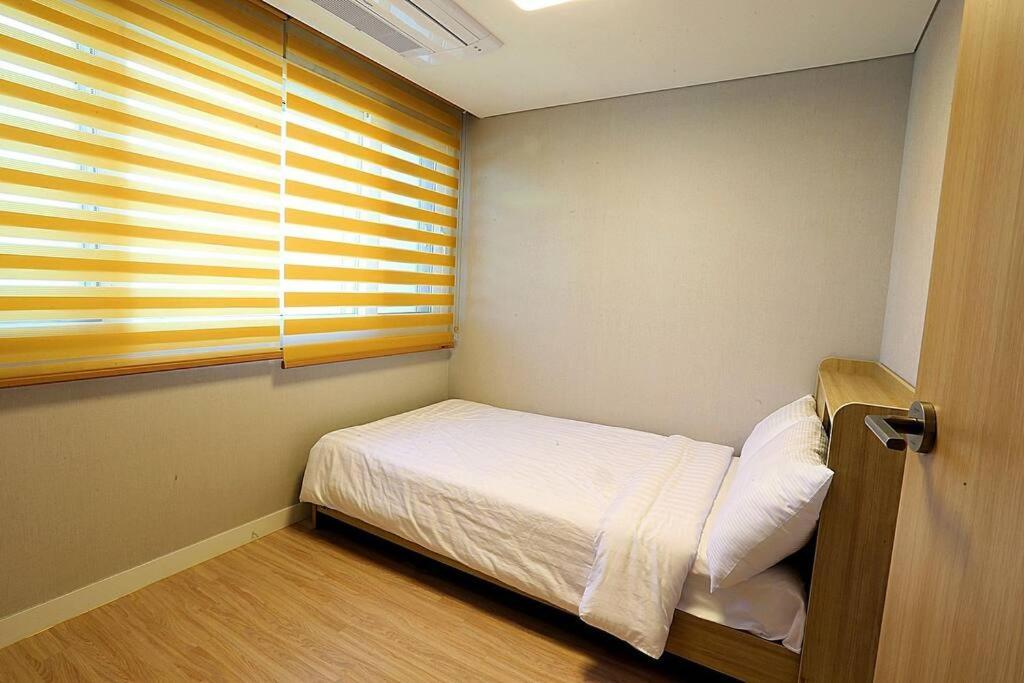 Coveted Palms Village Pension Jeju Luaran gambar